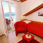 アパート By The Sea Racisce, Korcula - 4360 *